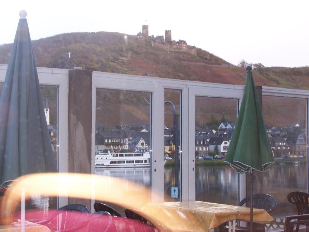 Hotel Panoramacafe Kattenes Zewnętrze zdjęcie